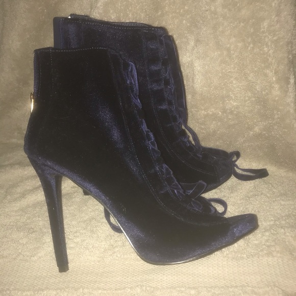 Shoes - 💙💙💙CUTE NAVY BOOTIES!!!💙 only worn twice! Shoes - 💙💙💙CUTE NAVY BOOTIES!!!💙 only worn twice!